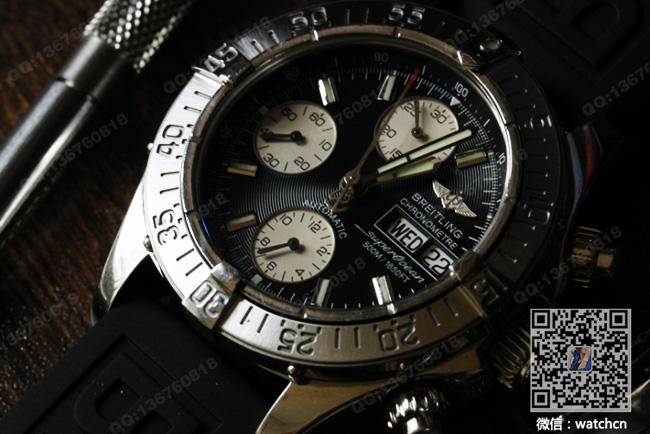 超级海洋44特别版黑钢腕表