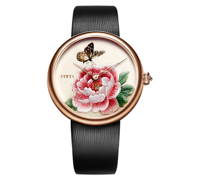 　　中西合并，香奈儿推出山茶花刺绣手表